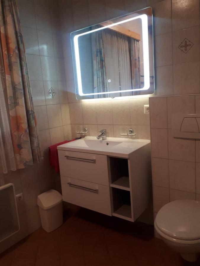 Großkirchheim Moelltaler Ferienhaeuser מראה חיצוני תמונה
